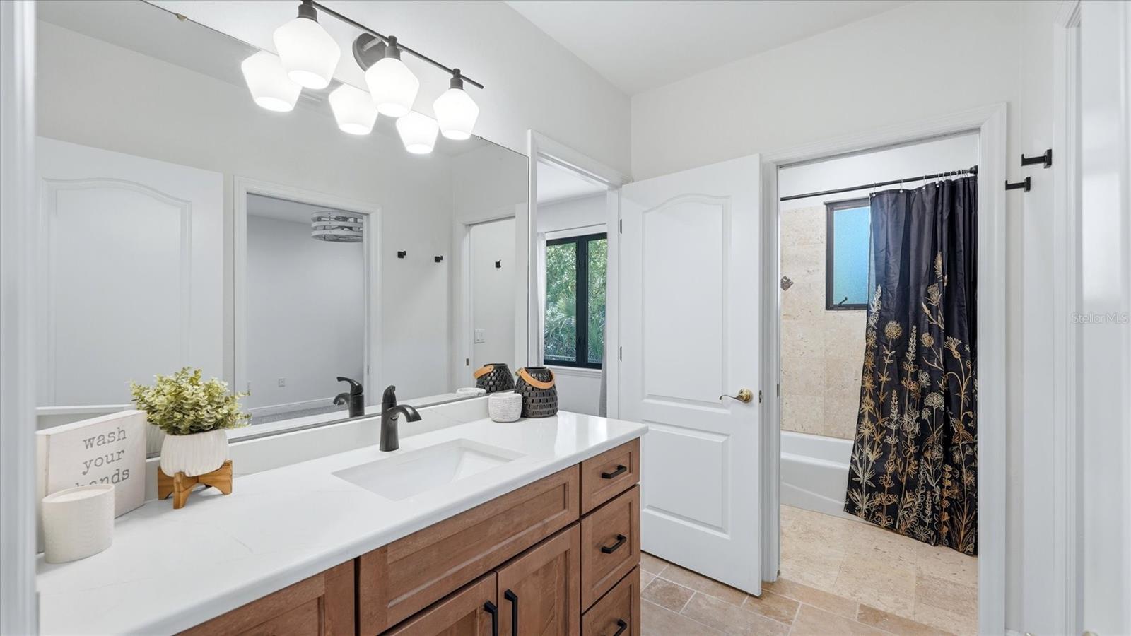 RIVER FOREST - Residential