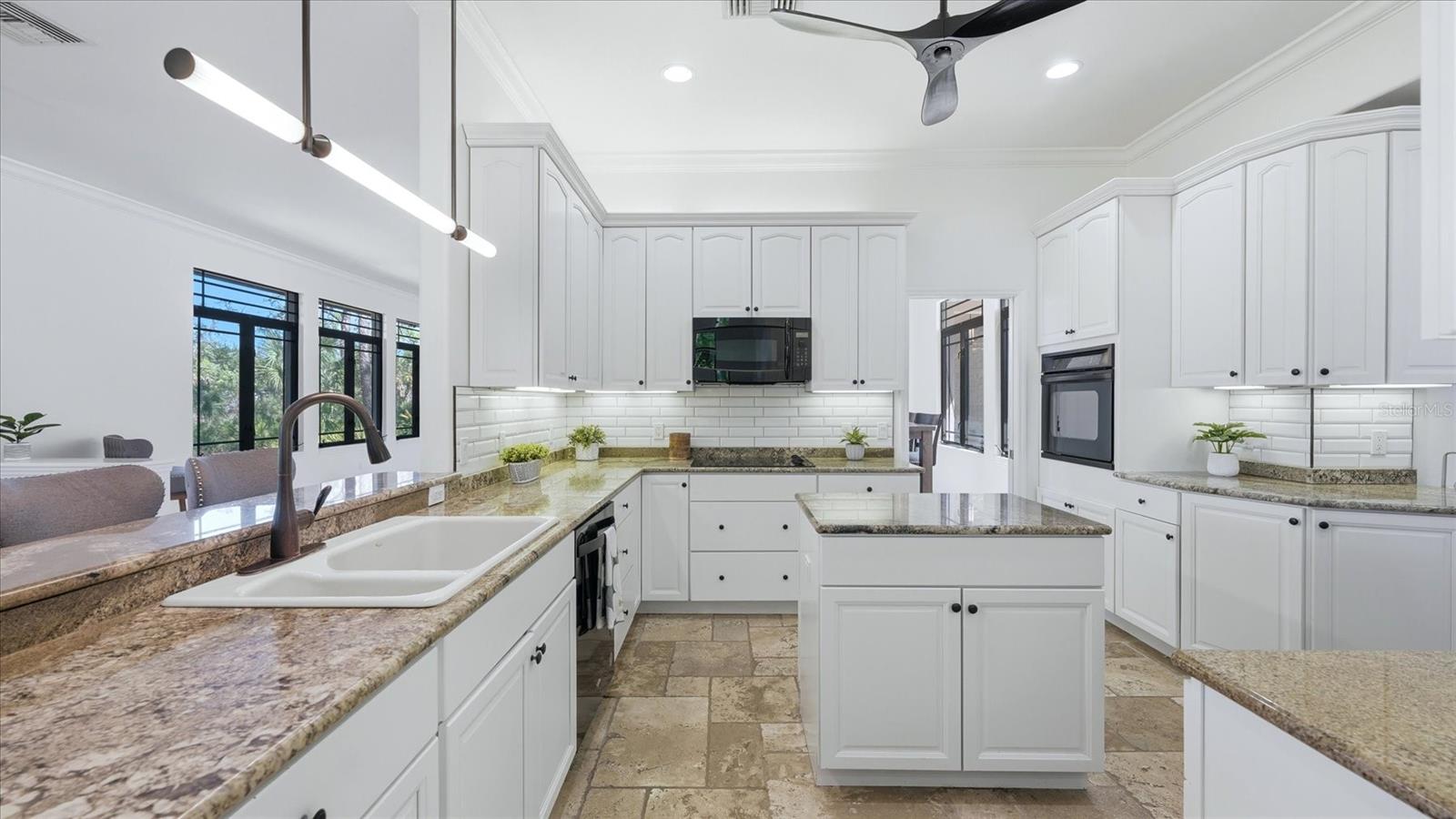 RIVER FOREST - Residential