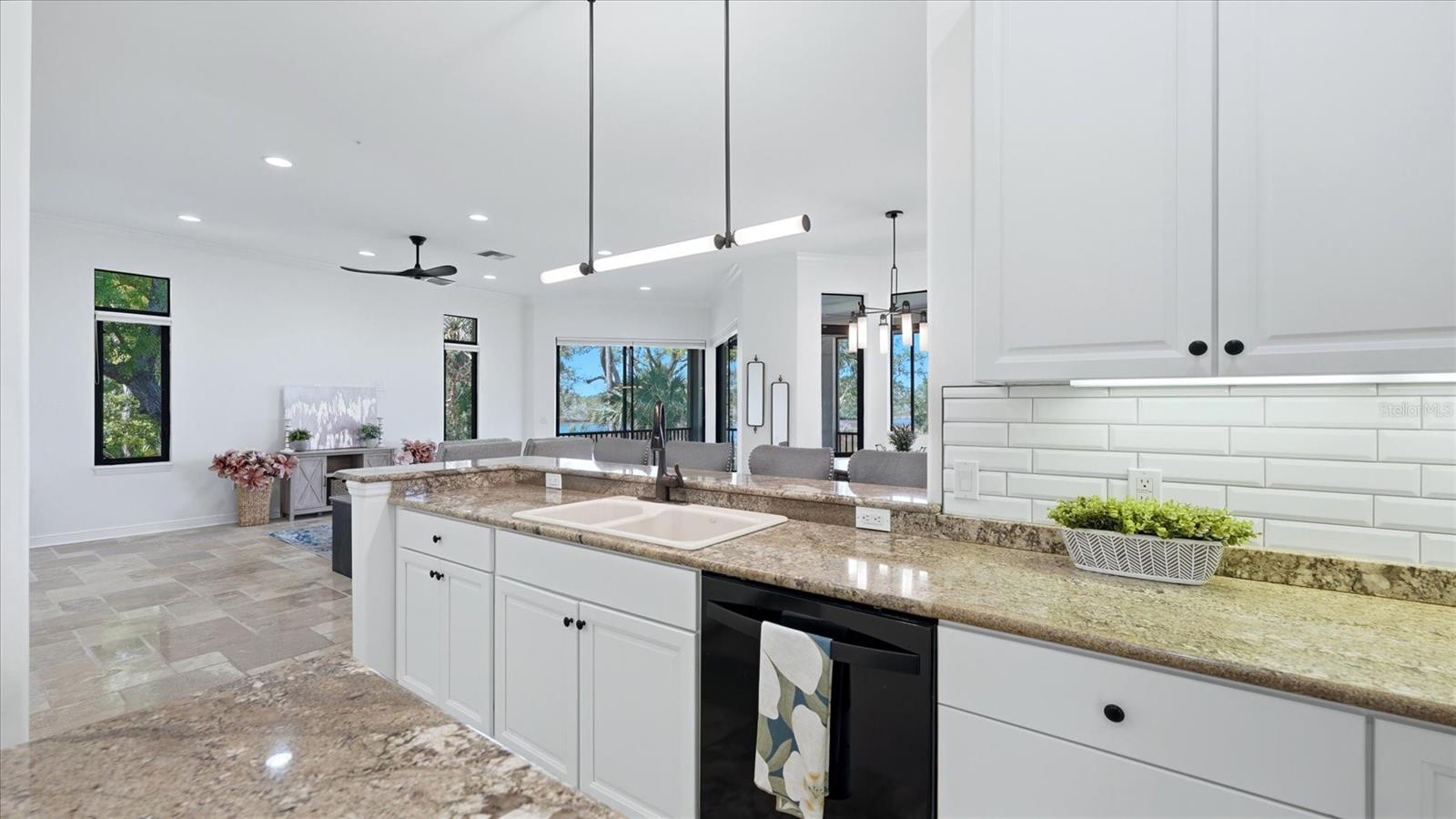 RIVER FOREST - Residential