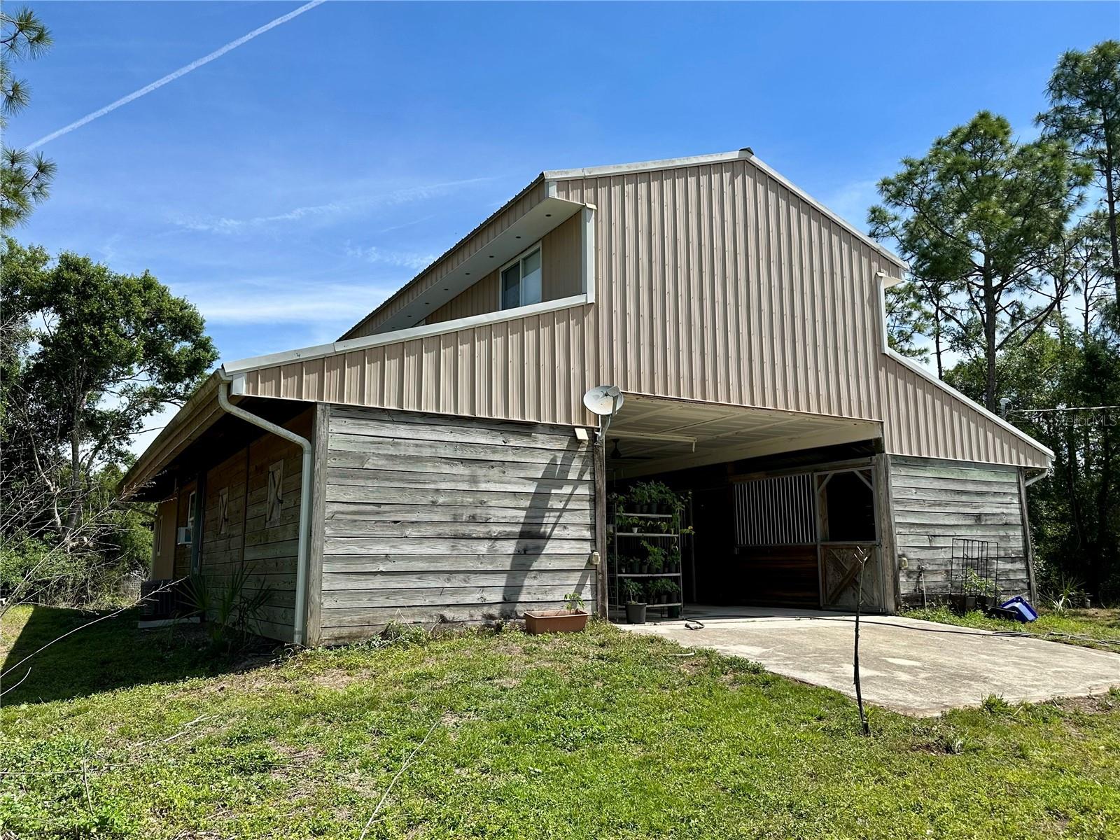 NORTH PORT CHARLOTTE ESTATES - Residential