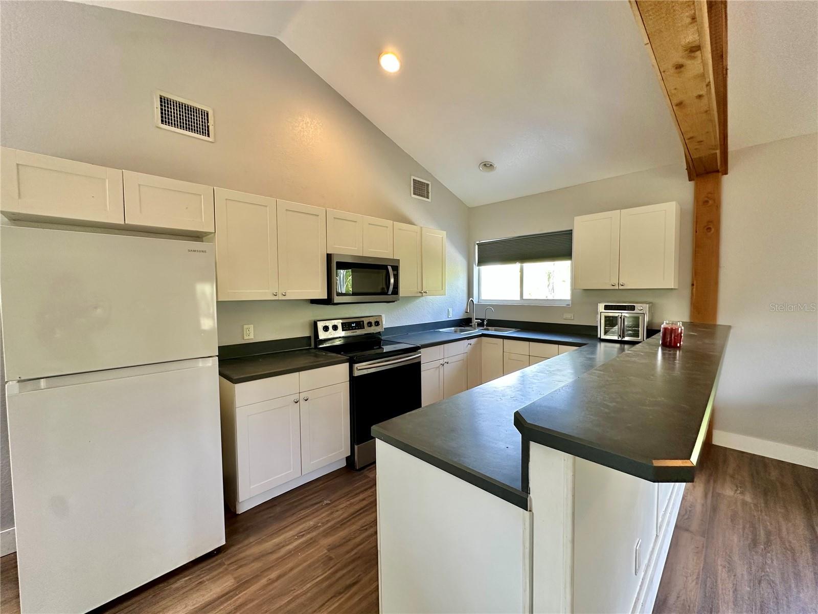 NORTH PORT CHARLOTTE ESTATES - Residential
