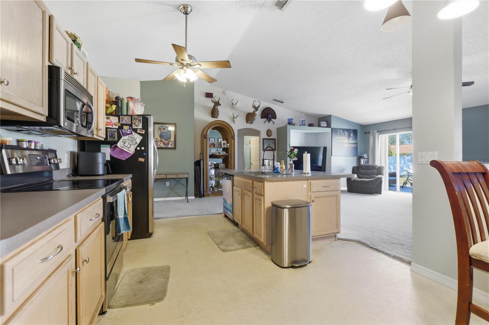 DELTONA LAKES UNIT 22 - Residential