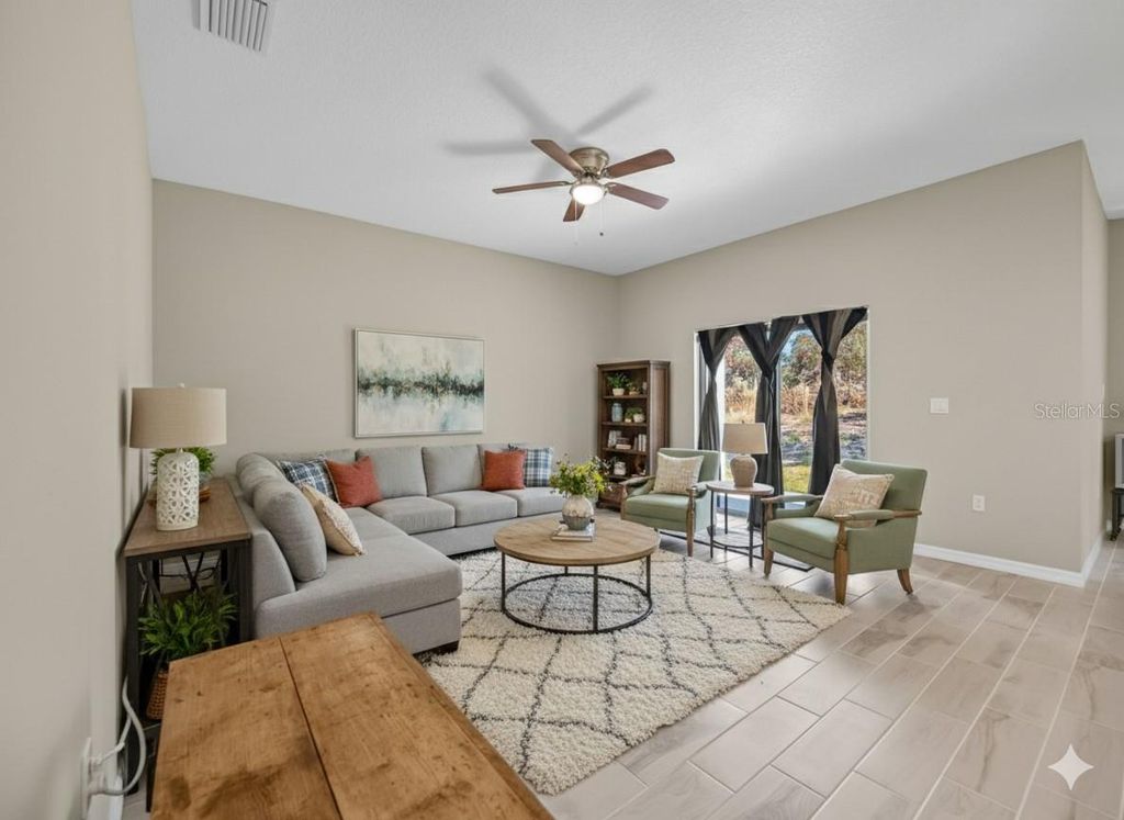 Photo of 8565 SW 125th Court Road, Dunnellon, FL 34432 (MLS # O6354084)