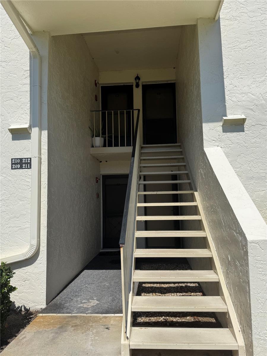 210 CYPRESS COURT 122