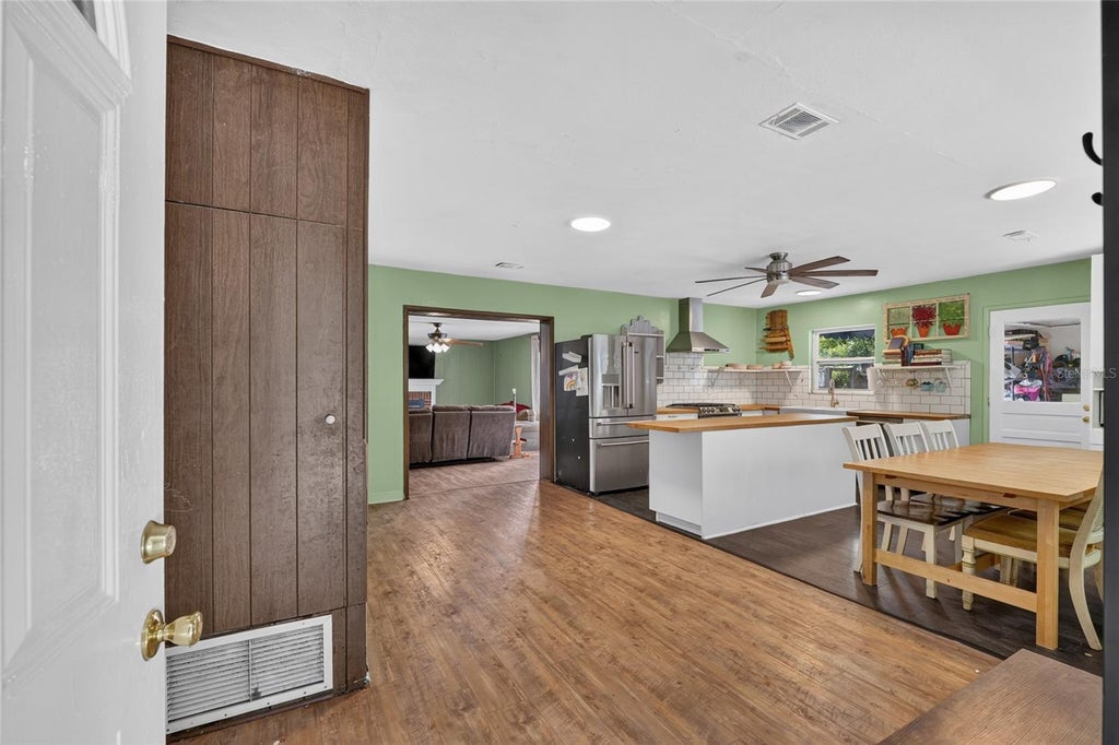 Photo of 1805 NE 6th Terrace, Gainesville, FL 32609 (MLS # GC541889)
