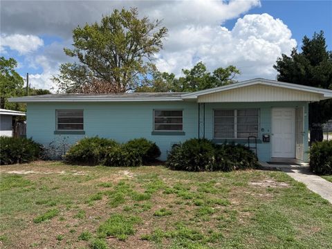 Photo of 99 High Street, Winter Haven, FL 33880 (MLS # O6390823)