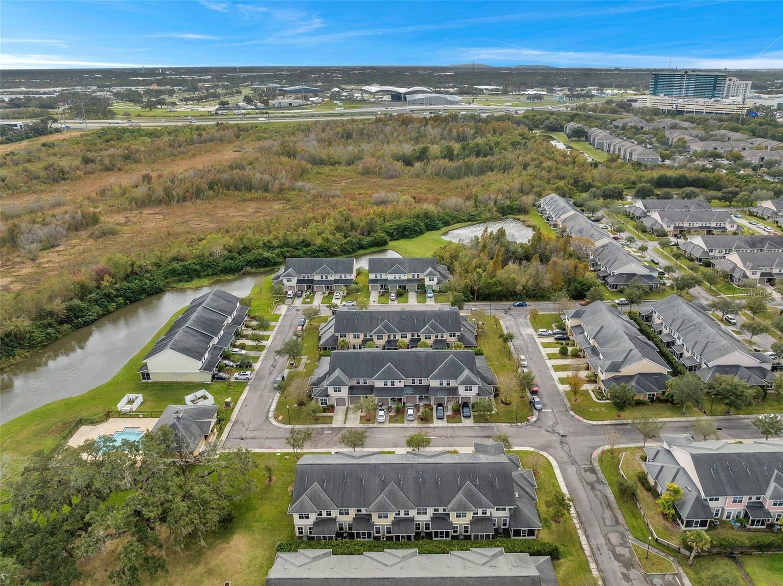 WEXFORD TWNHMS - Residential Lease