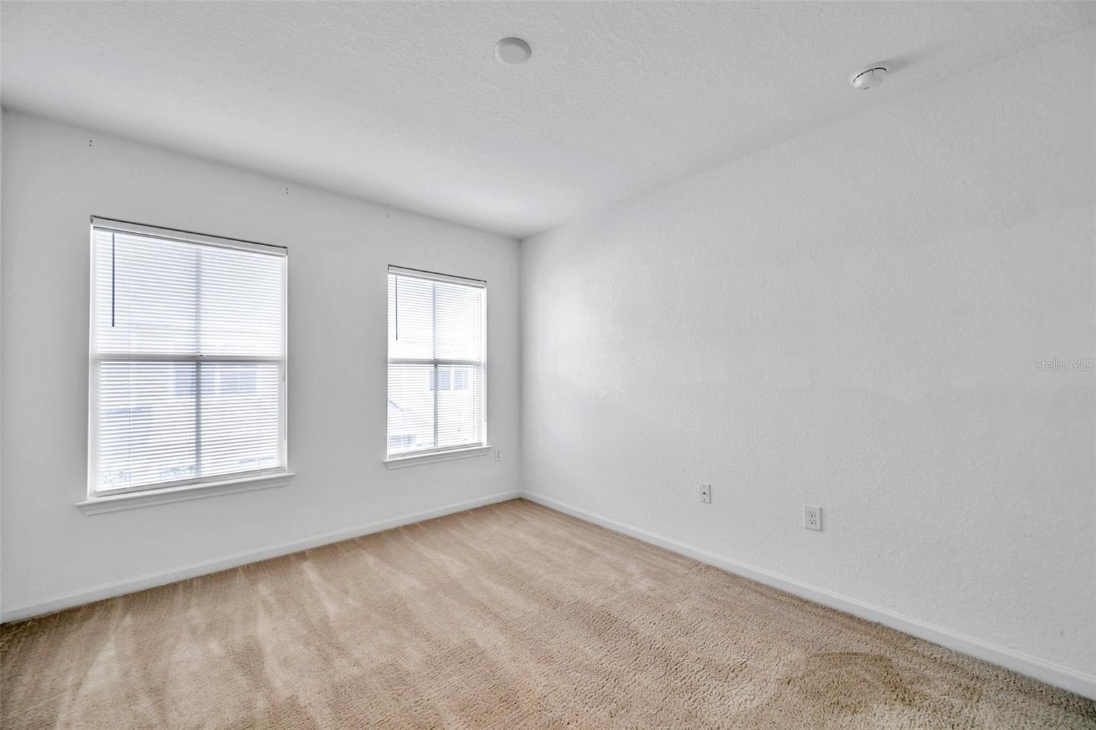 WEXFORD TWNHMS - Residential Lease