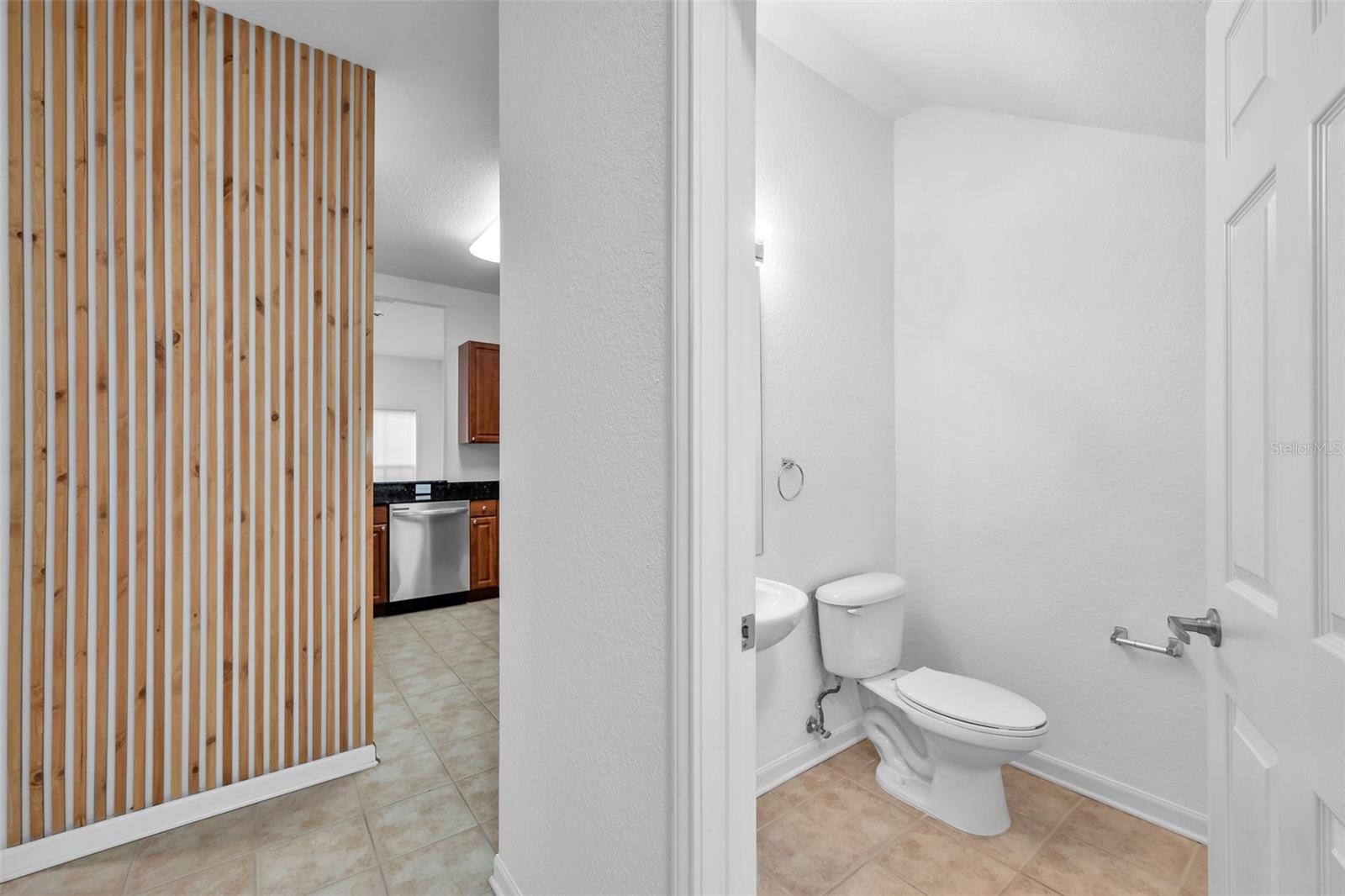 WEXFORD TWNHMS - Residential Lease