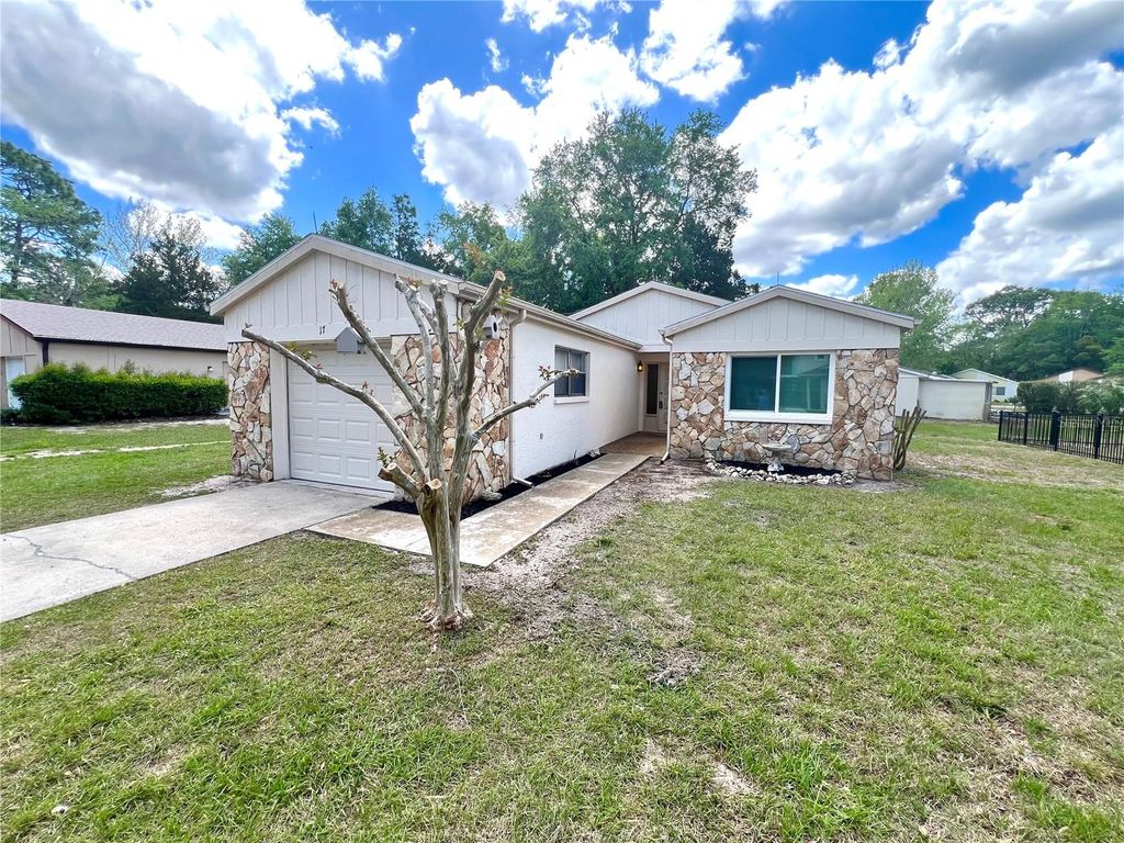 Photo of 17 Jamaica Street, Homosassa, FL 34446 (MLS # TB8494379)