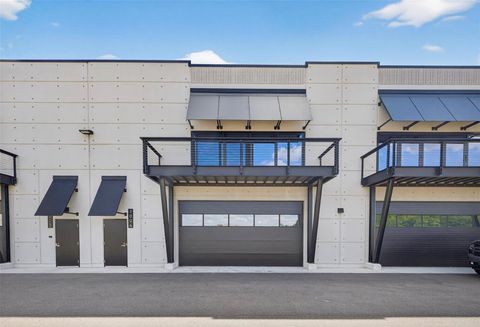 Photo of 6500 Motor Enclave Way #1004, Tampa, FL 33610 (MLS # TB8437228)