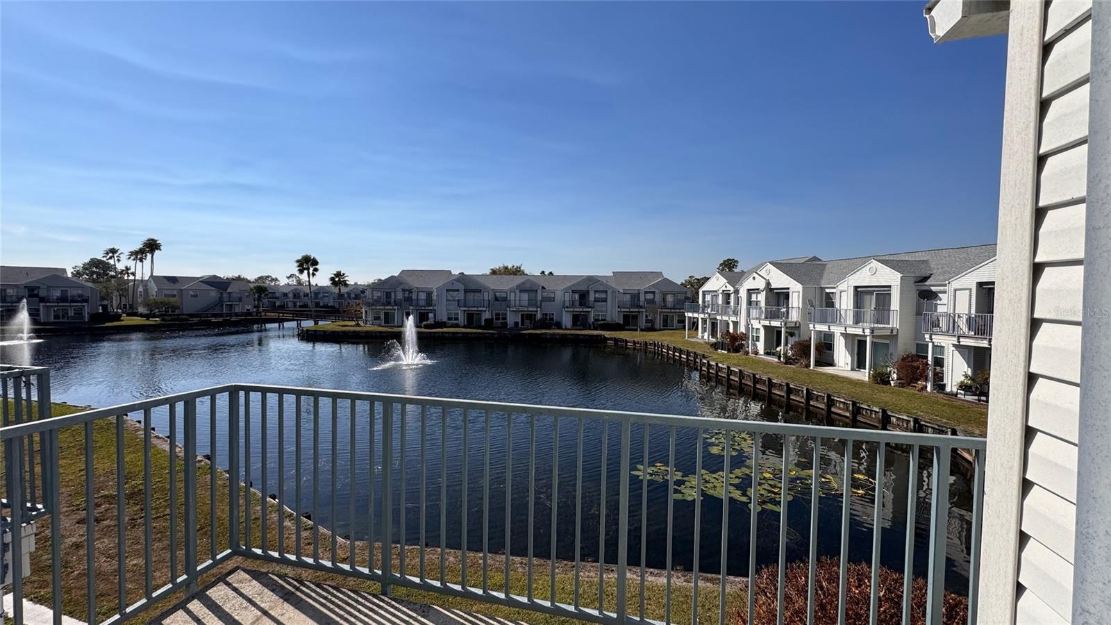 DOCKSIDE CONDO - Residential