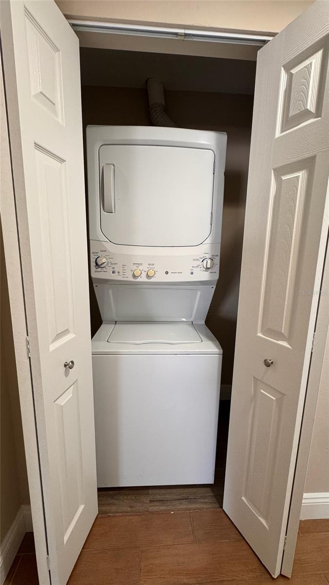 DOCKSIDE CONDO - Residential