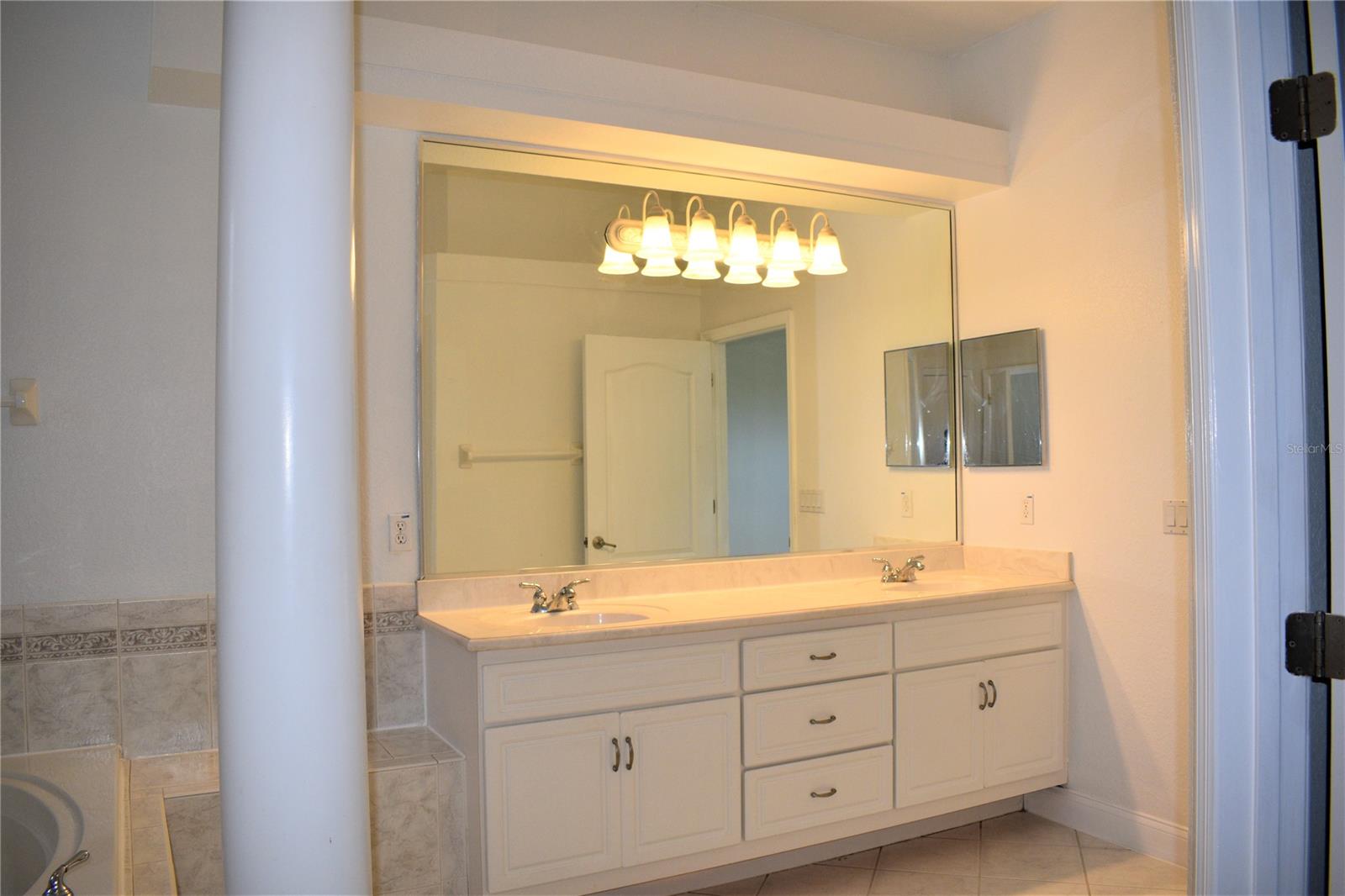 Venetian Bay Ph 1A - Residential