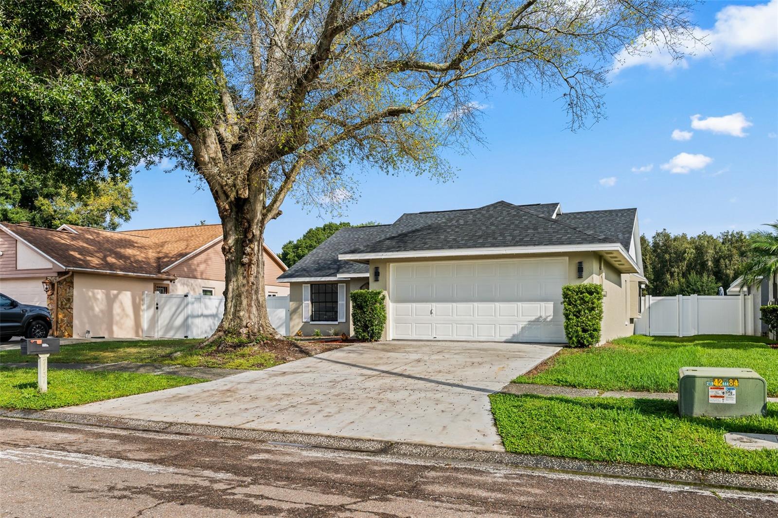 7131 HOLLOWELL DRIVE