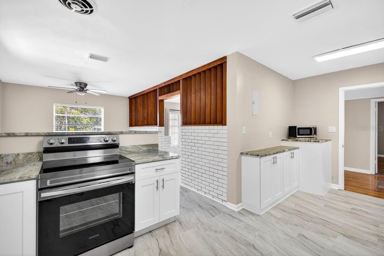 BUFFALO HEIGHTS - Residential Lease