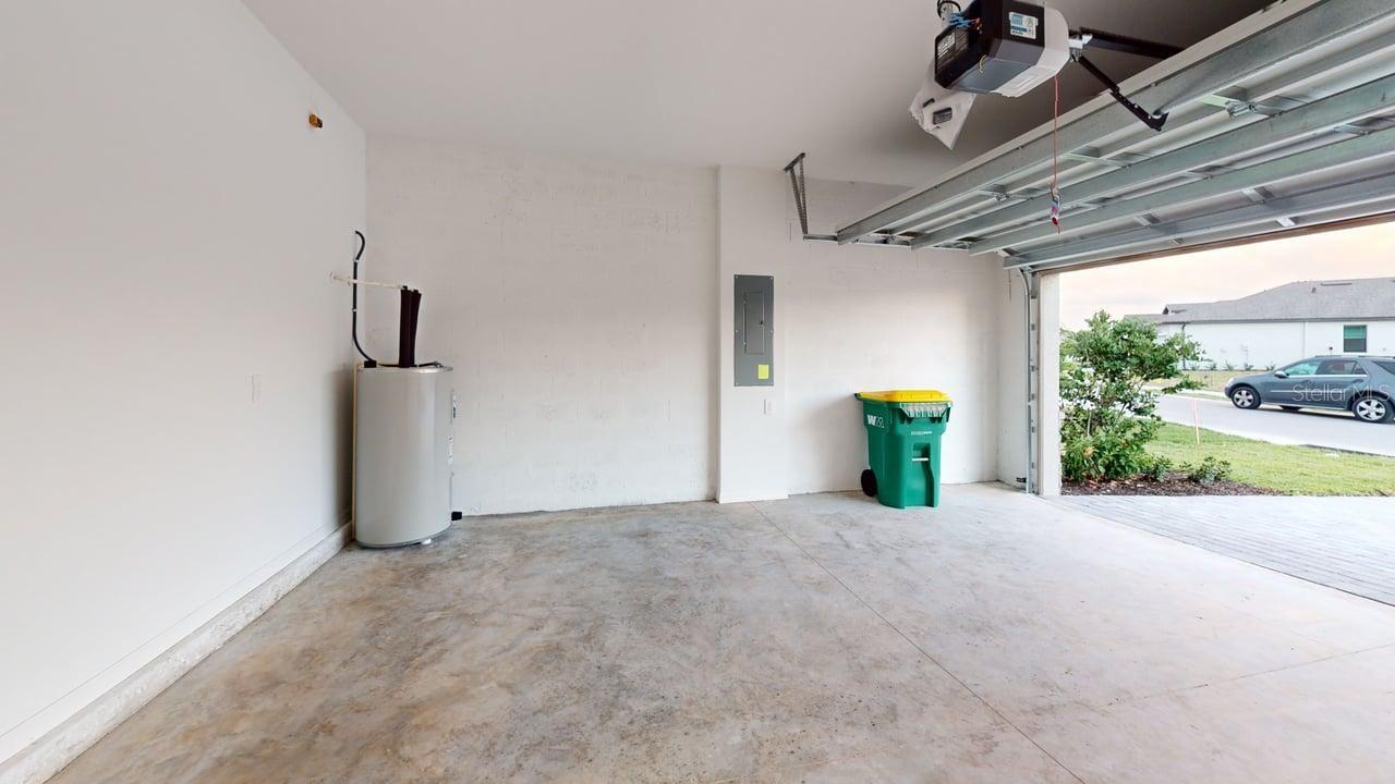 BISCAYNE LNDG NORTH - Residential Lease