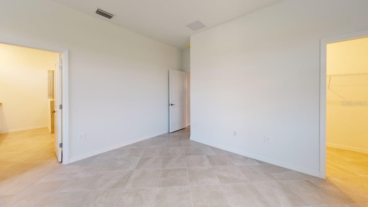 BISCAYNE LNDG NORTH - Residential Lease