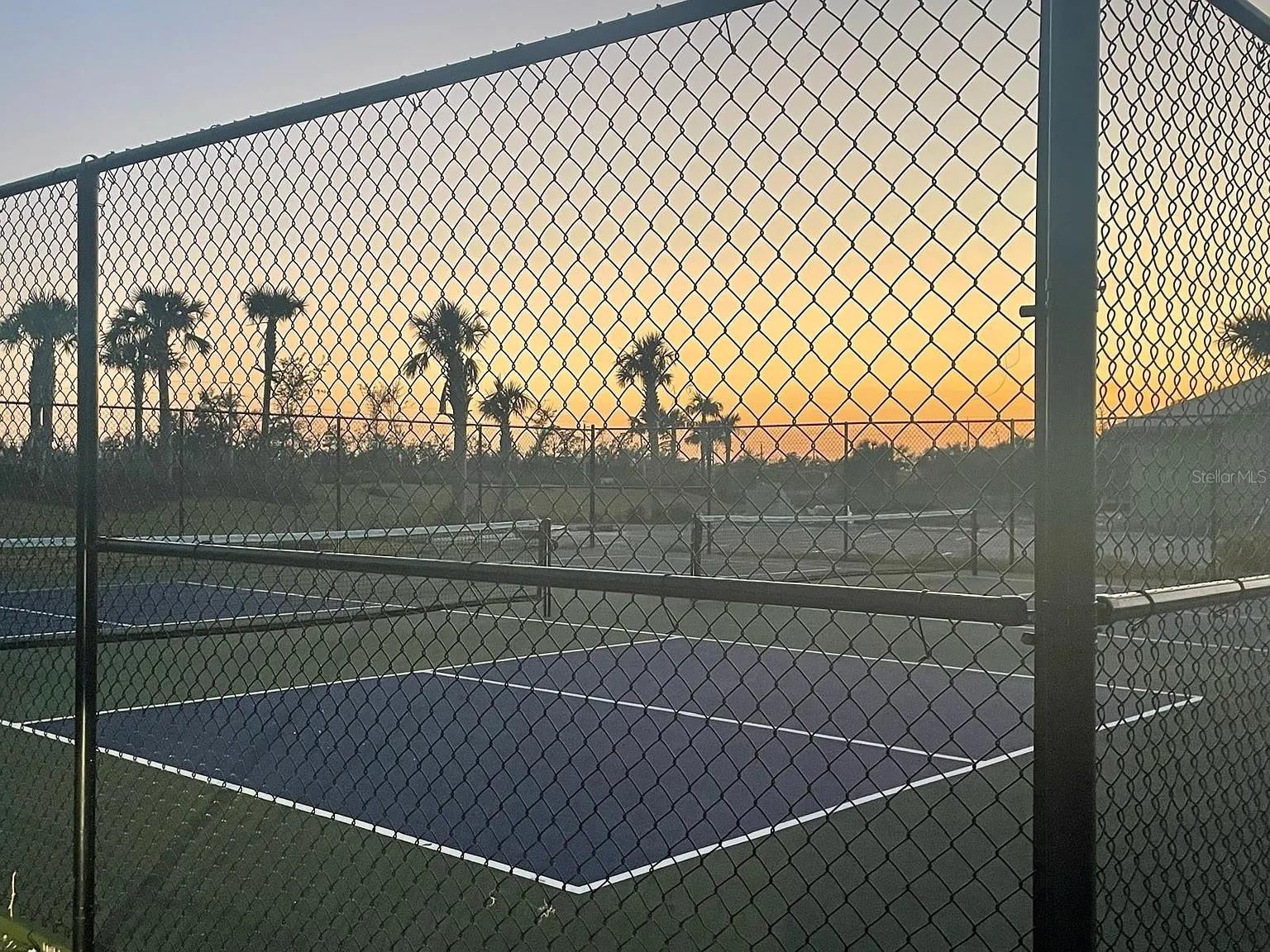 BISCAYNE LNDG NORTH - Residential Lease