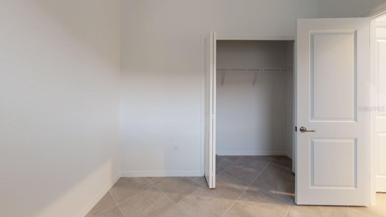 BISCAYNE LNDG NORTH - Residential Lease