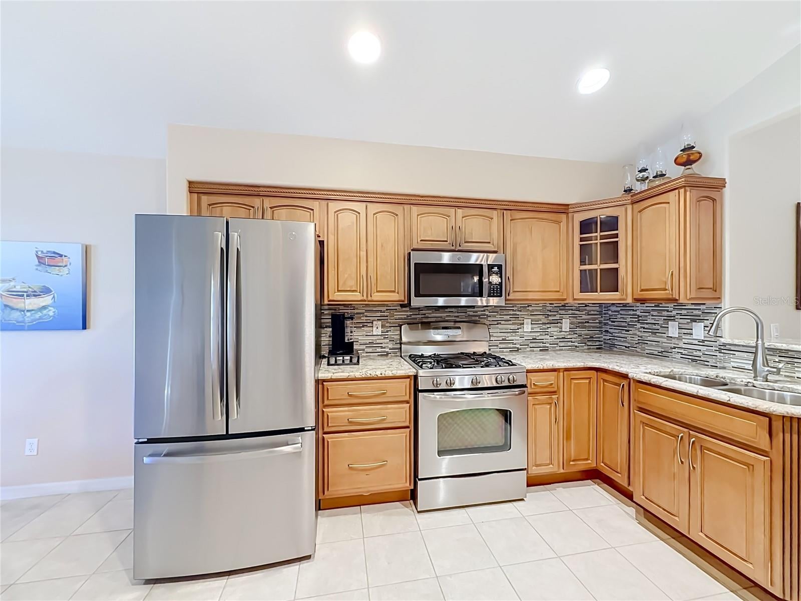 5401 AURORA DRIVE