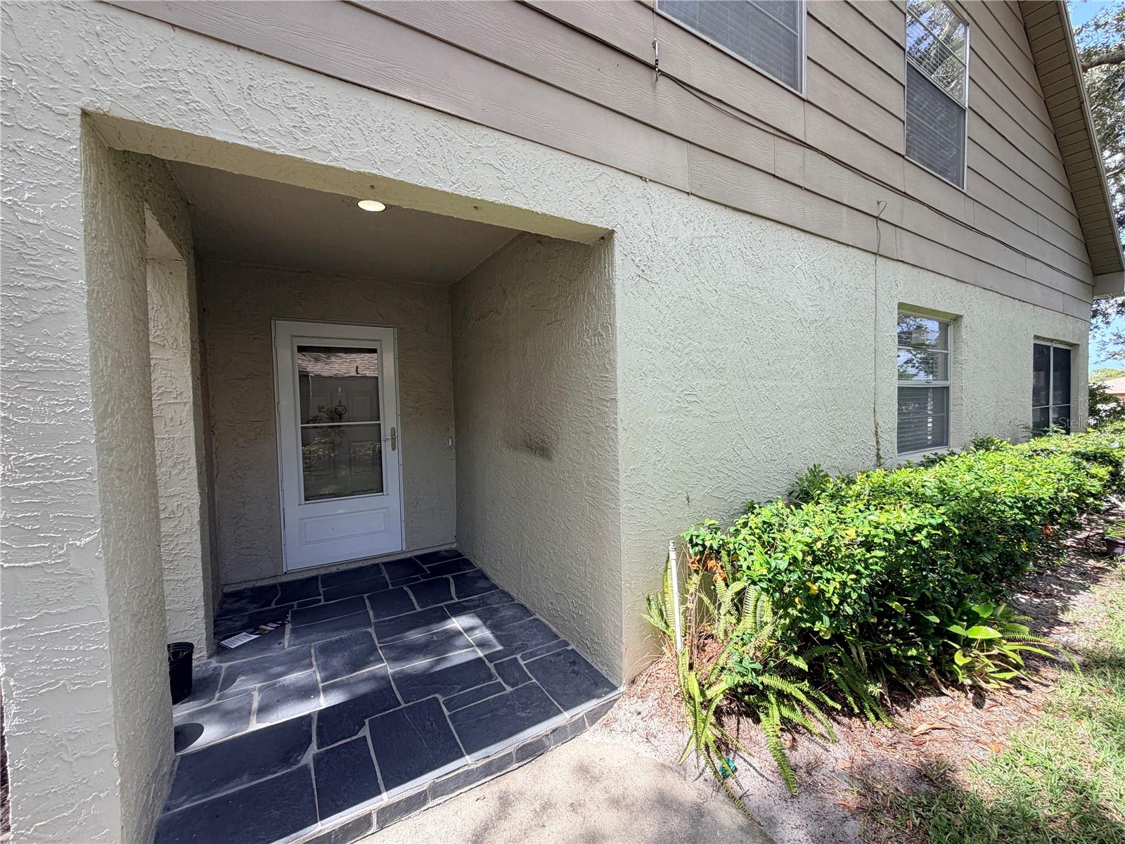 3417 ROCHELLE COURT