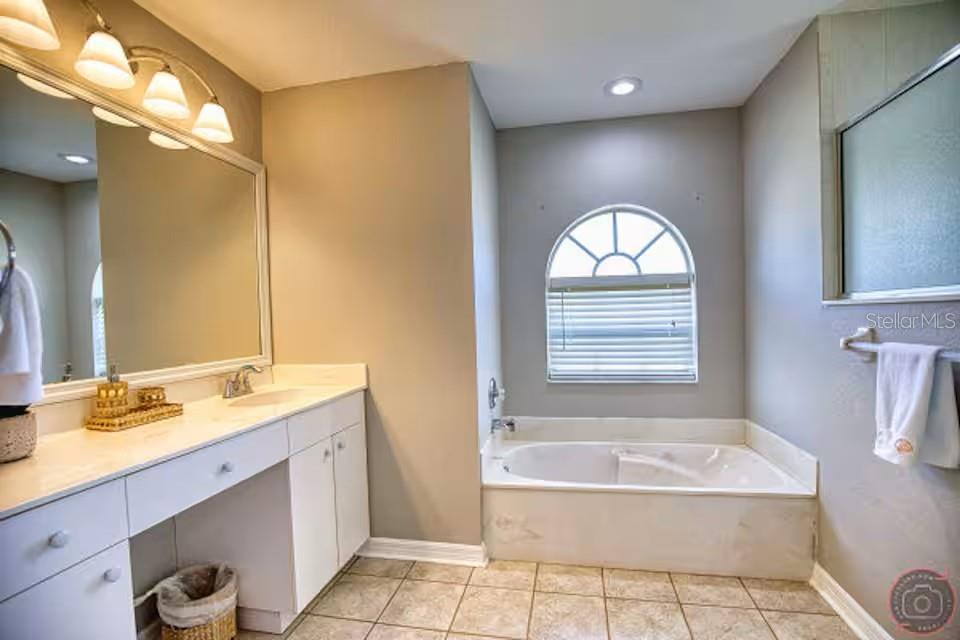 ROTONDA WEST BROADMOOR - Residential