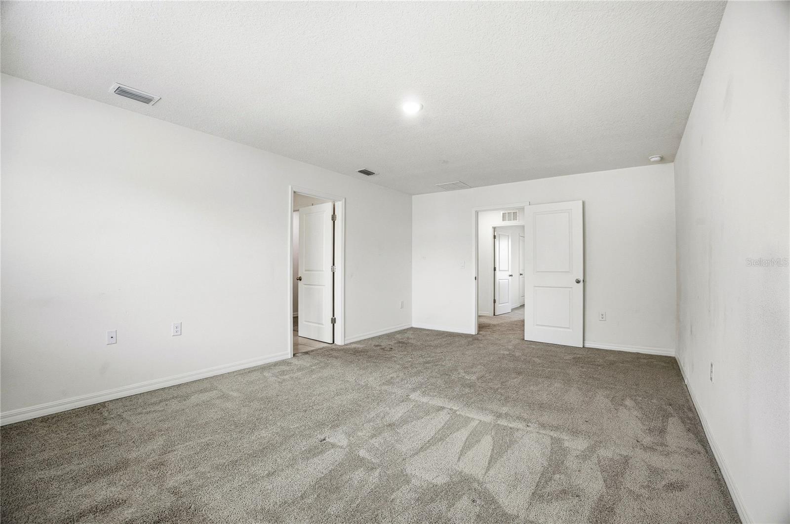 OAK RIDGE AT HIGH SPGS PH IV PB 37 PG 73 - Residential