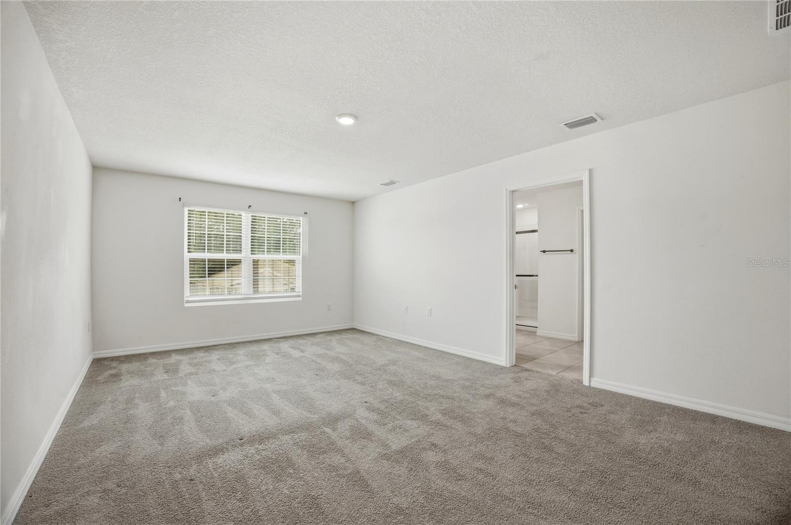 OAK RIDGE AT HIGH SPGS PH IV PB 37 PG 73 - Residential