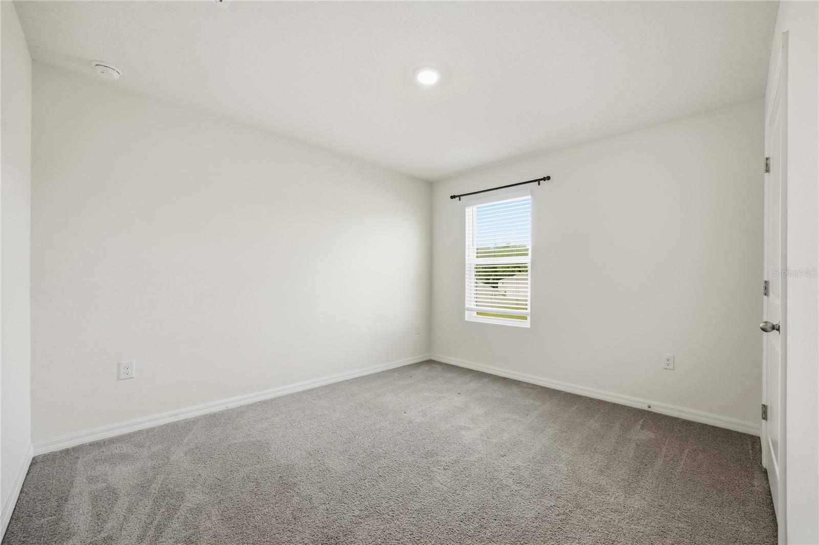 OAK RIDGE AT HIGH SPGS PH IV PB 37 PG 73 - Residential