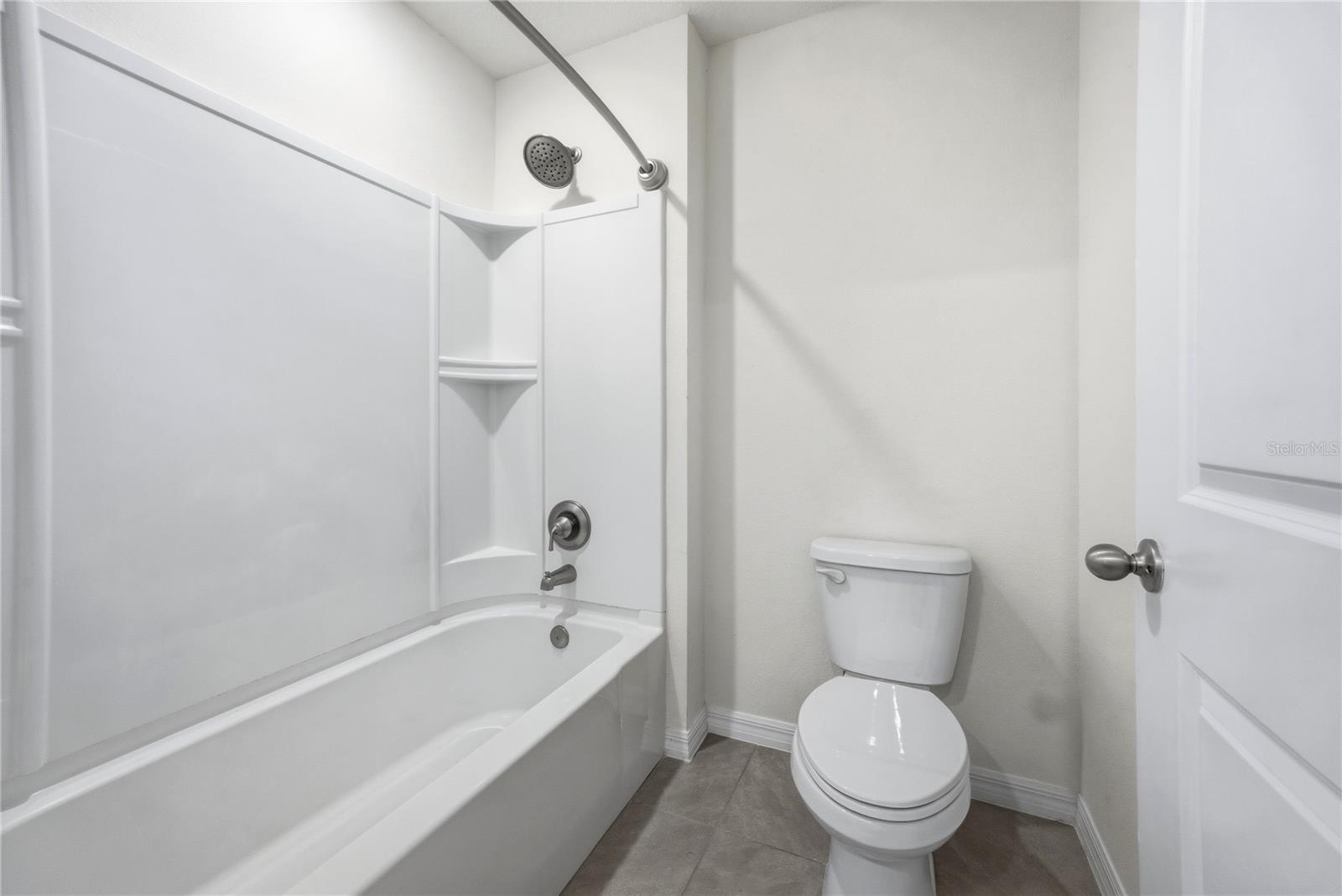 OAK RIDGE AT HIGH SPGS PH IV PB 37 PG 73 - Residential