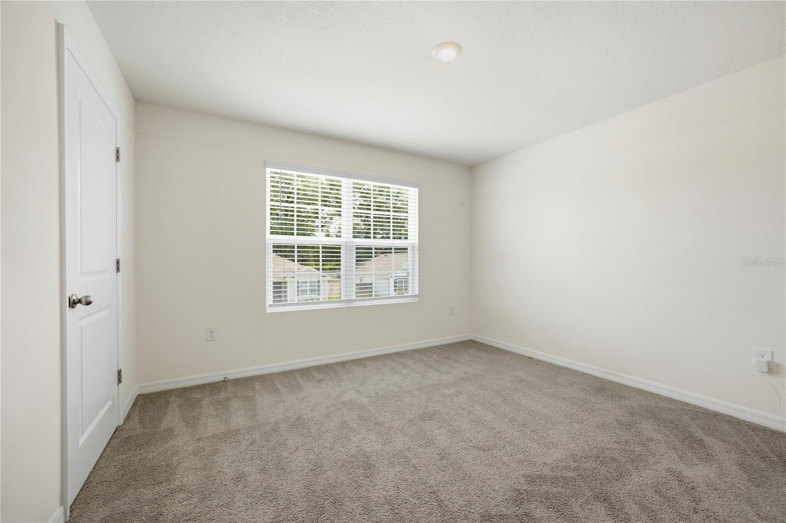 OAK RIDGE AT HIGH SPGS PH IV PB 37 PG 73 - Residential