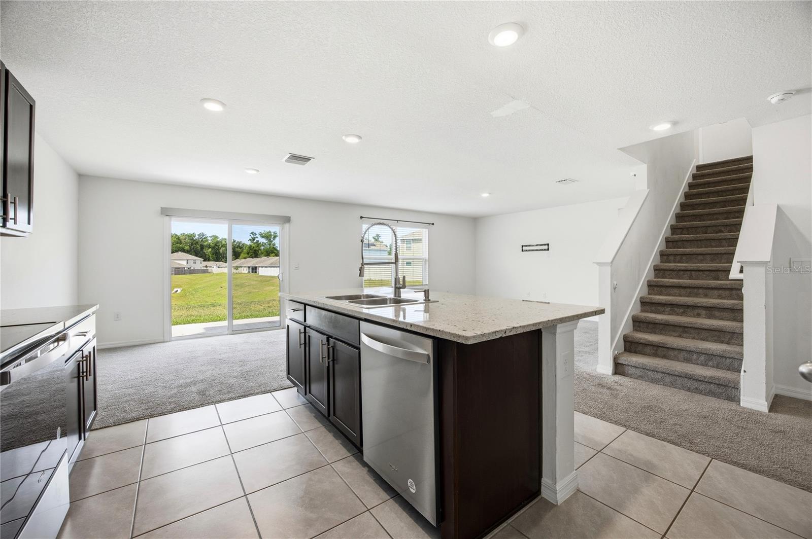 OAK RIDGE AT HIGH SPGS PH IV PB 37 PG 73 - Residential