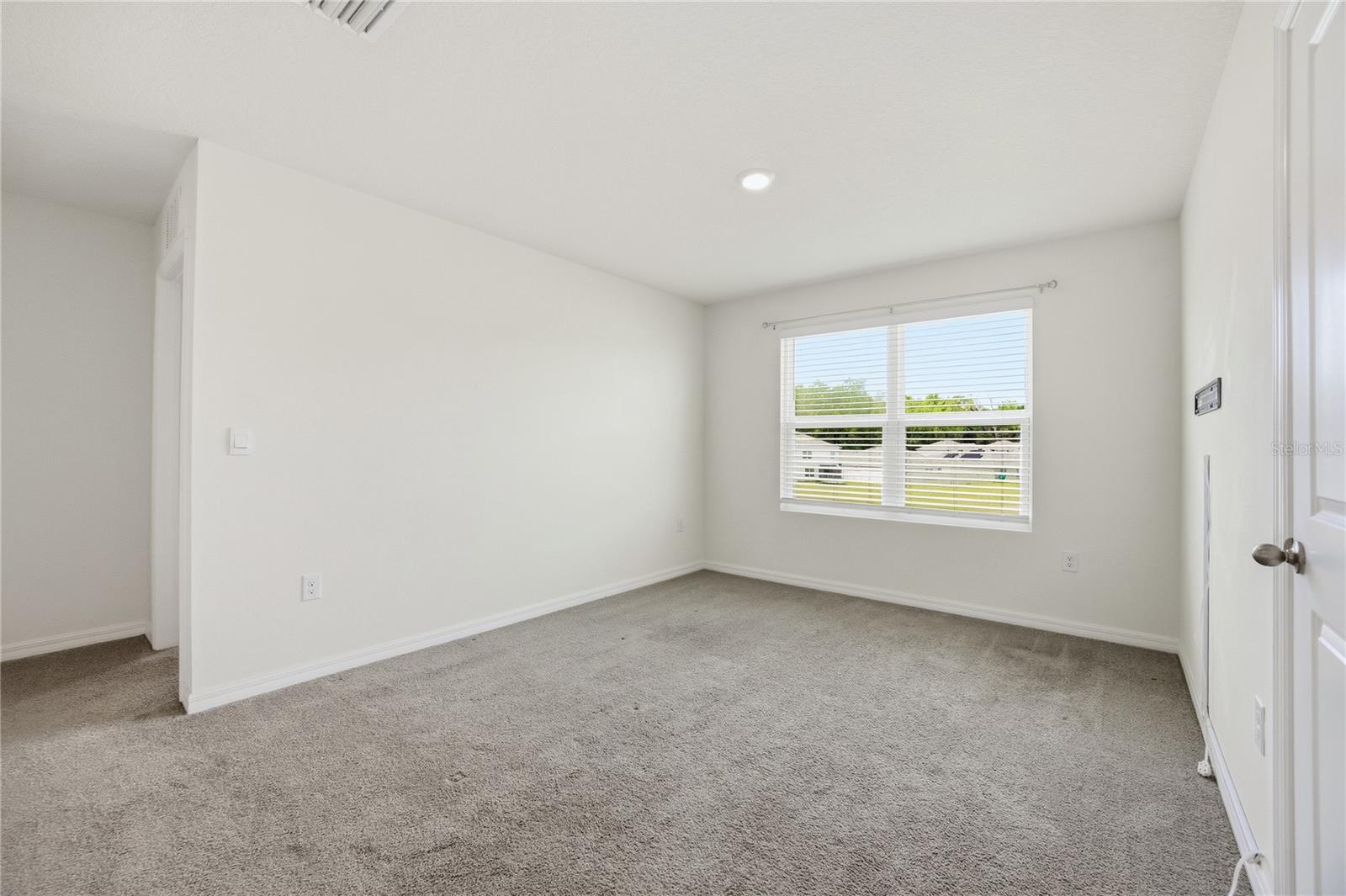 OAK RIDGE AT HIGH SPGS PH IV PB 37 PG 73 - Residential