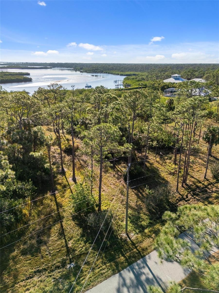 MYAKKA COUNTRY - Land