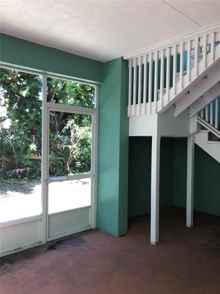 HEMINGWAY TWNHMS - Residential Lease