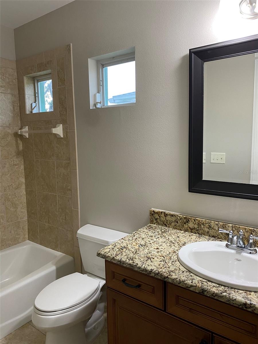 HEMINGWAY TWNHMS - Residential Lease