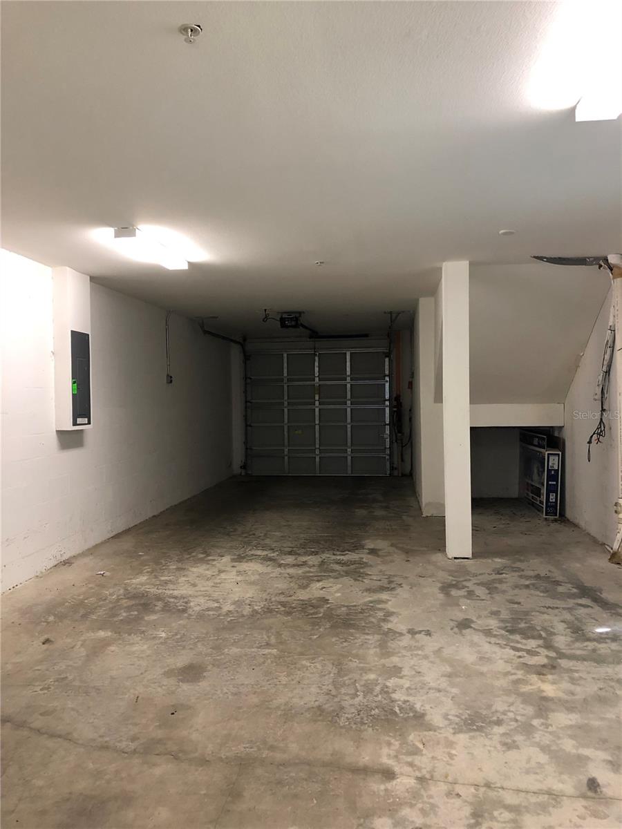 HEMINGWAY TWNHMS - Residential Lease