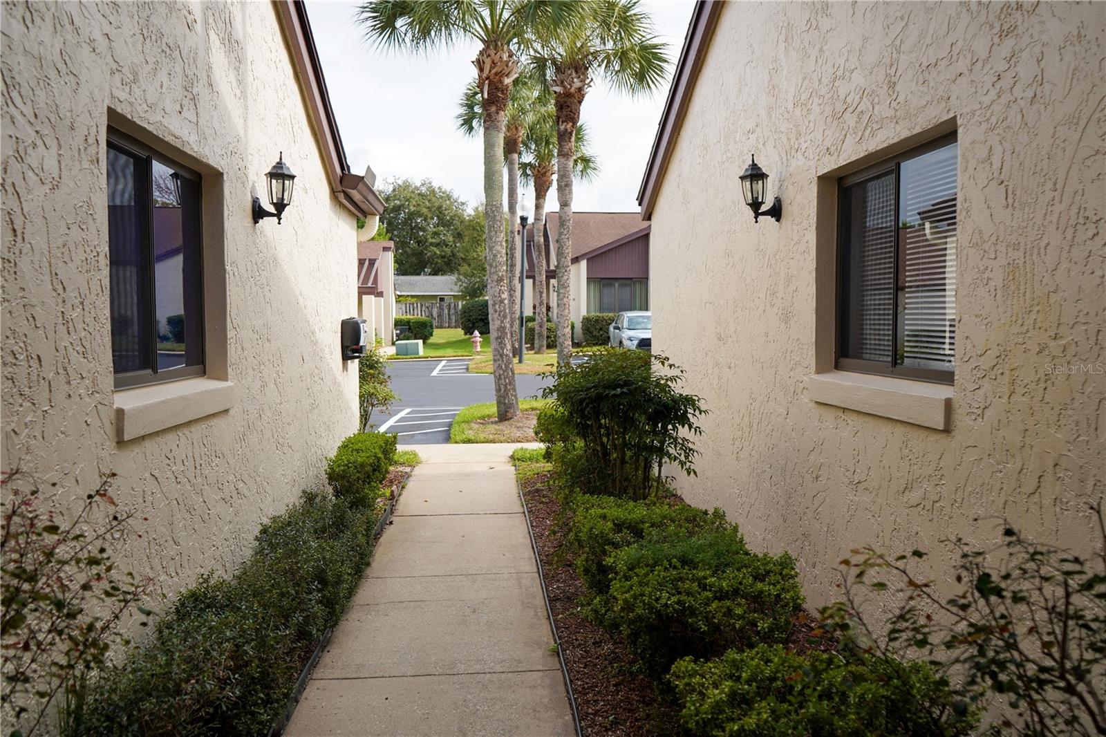 BREEZEWOOD VILLAGE CONDO PH 01-04 - Residential