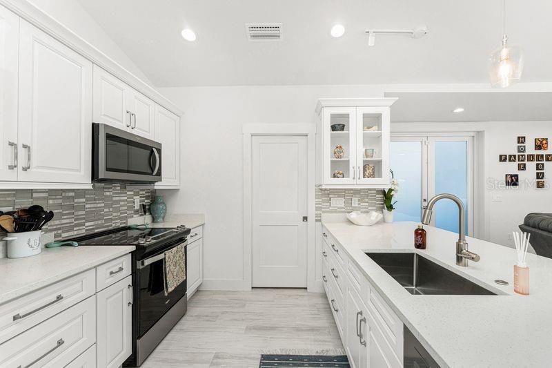 PORT CHARLOTTE SUB SEC 30 - Residential