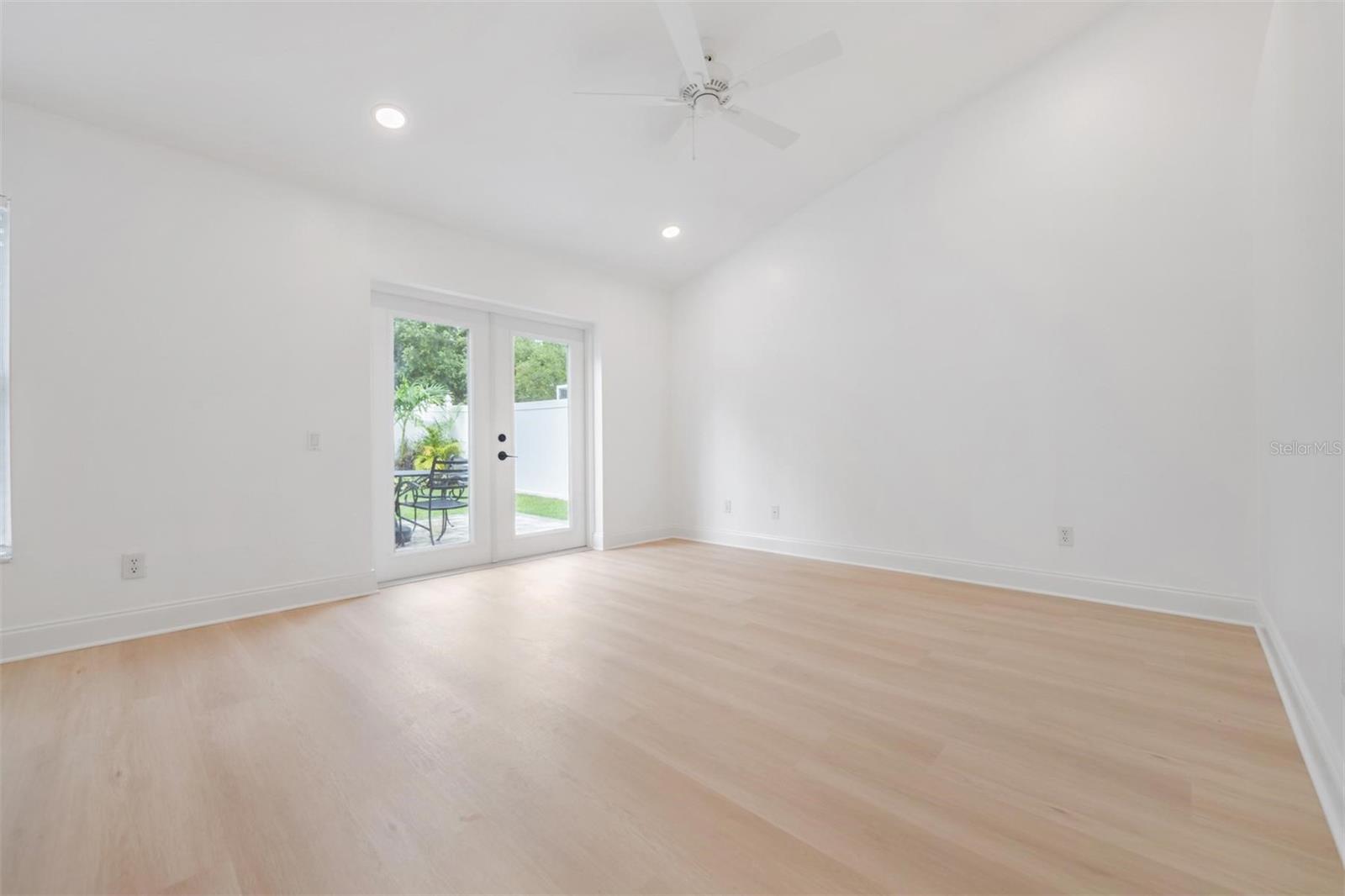 CALUSA TRACE - Residential Lease