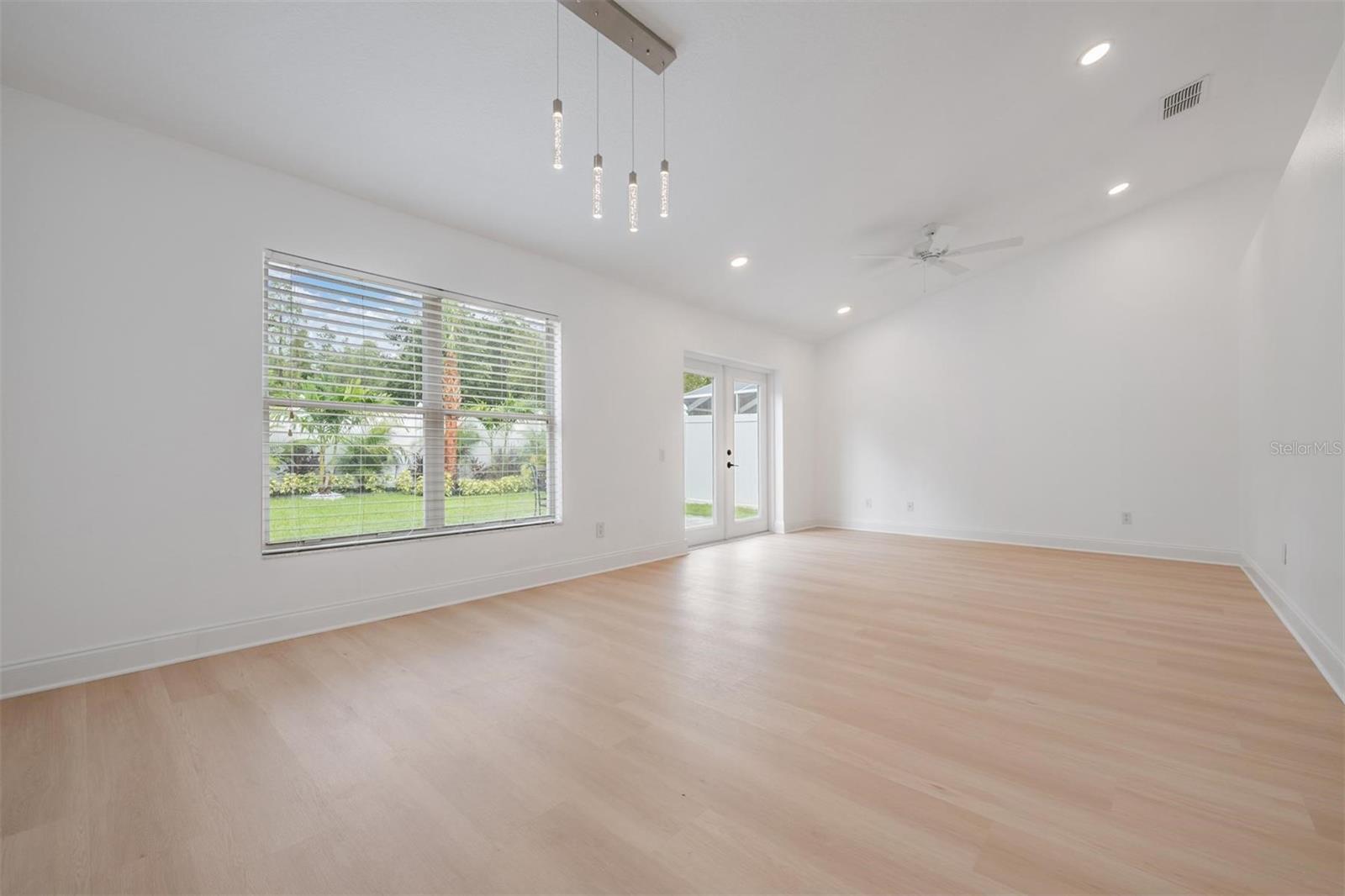 CALUSA TRACE - Residential Lease