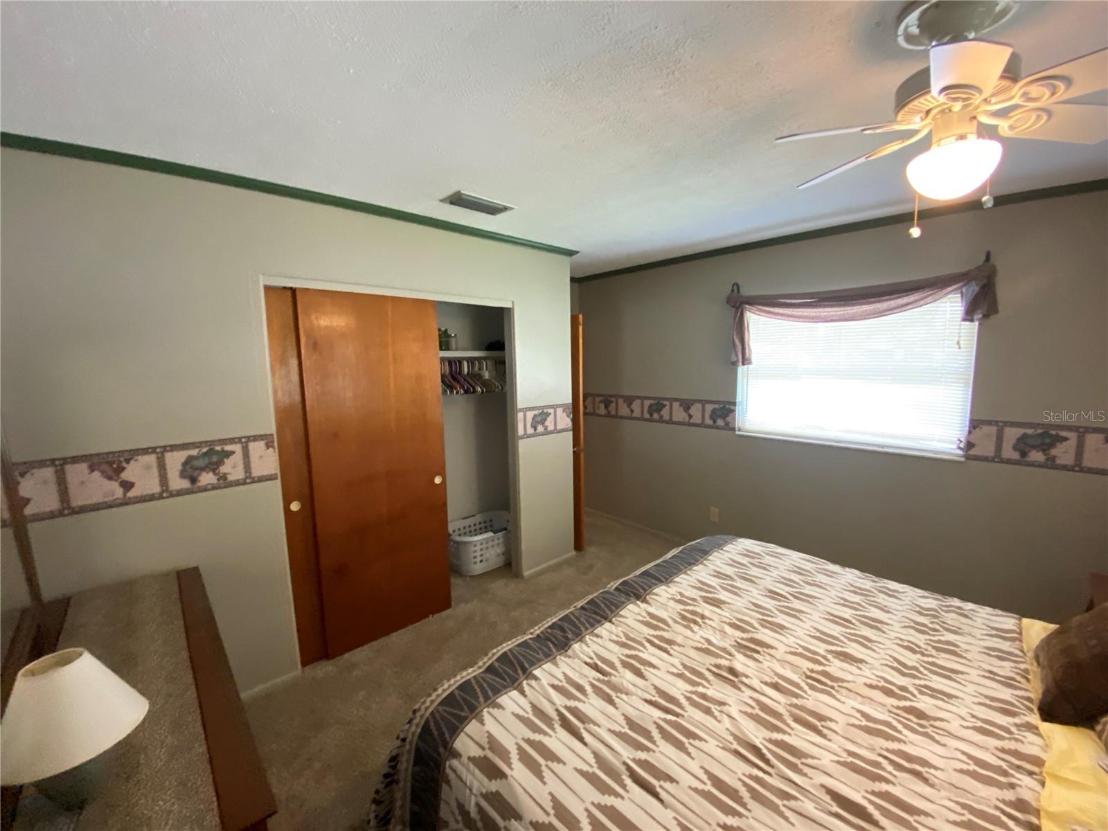 LAKE HARRIS SHORES UNIT 02 - Residential Lease