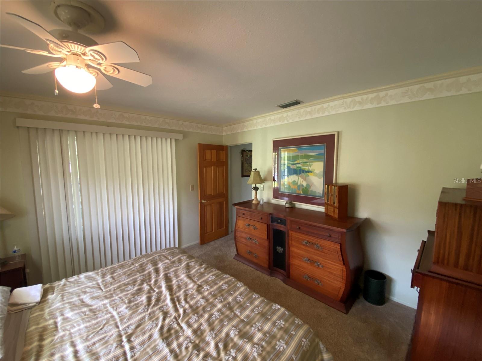 LAKE HARRIS SHORES UNIT 02 - Residential Lease