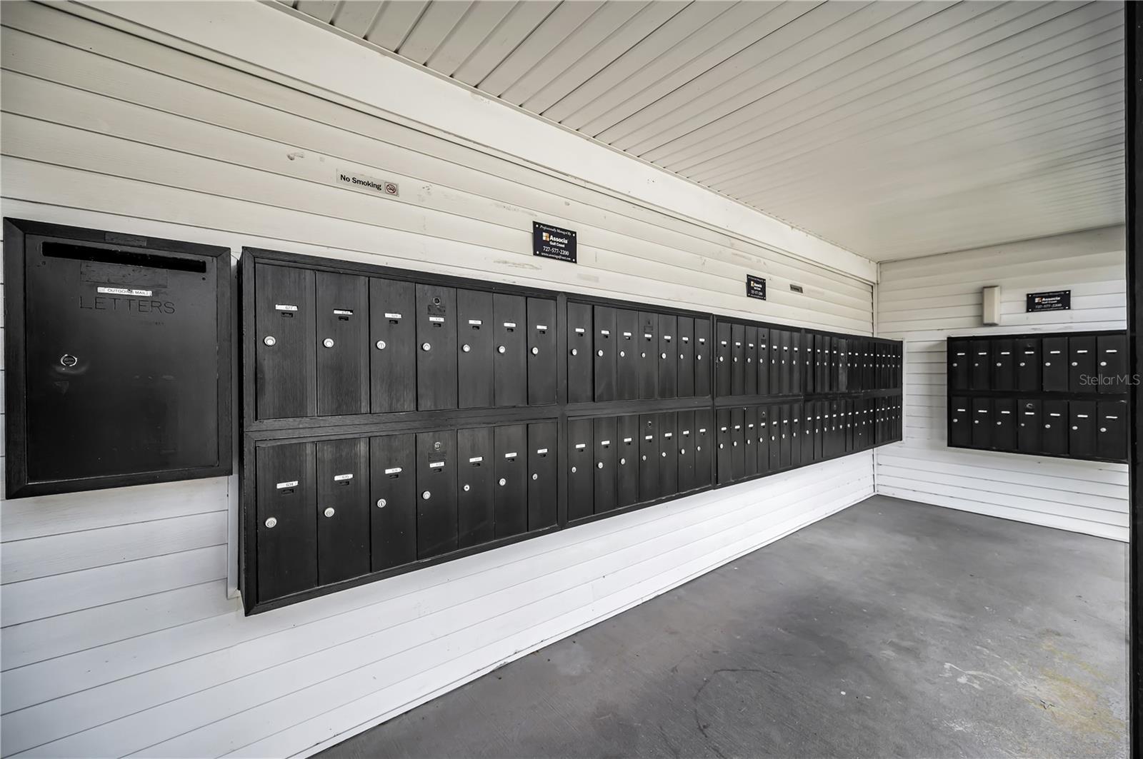 PALMS OF TARPON SPGS - Residential