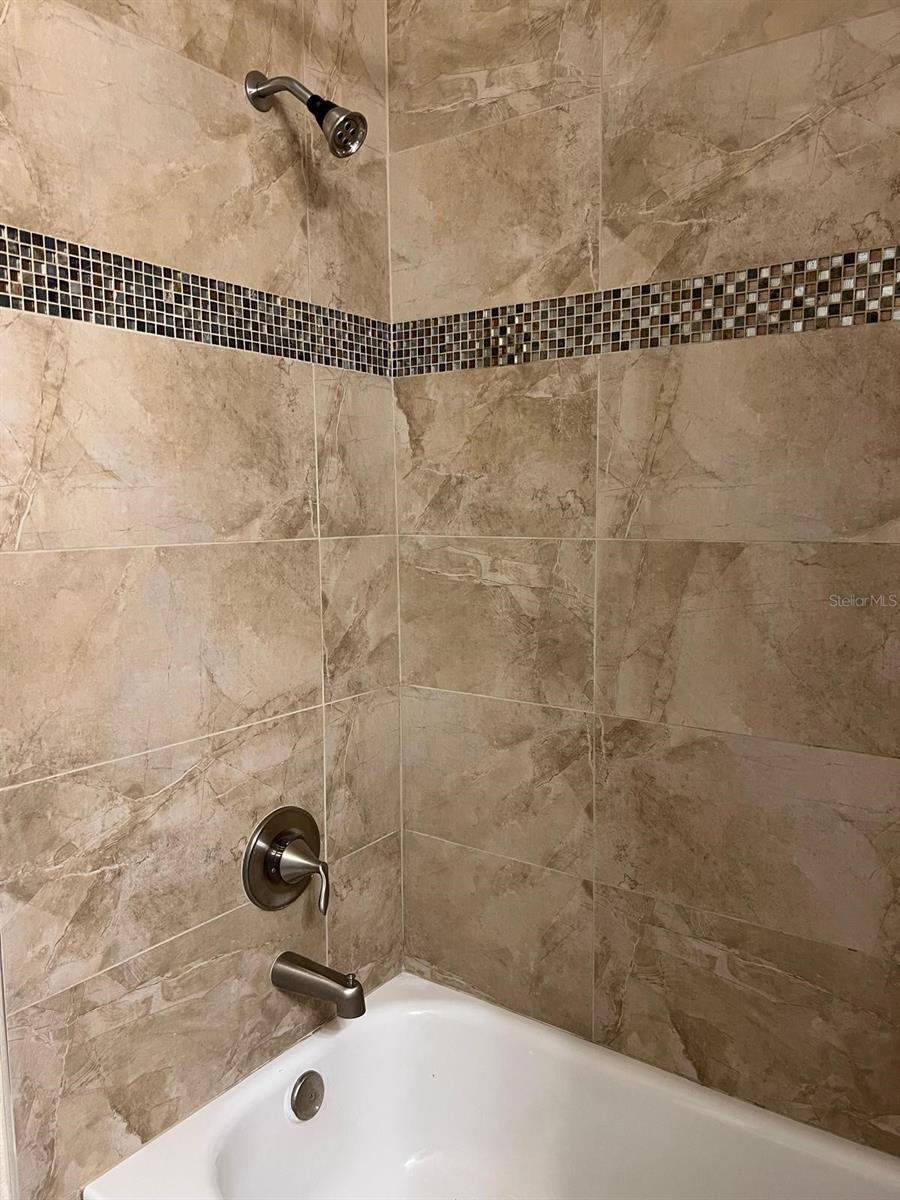 SANDLAKE PRIVATE RESIDENCES - Residential