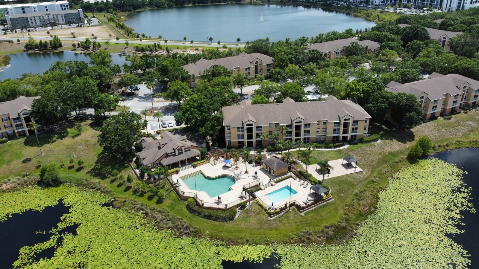 SANDLAKE PRIVATE RESIDENCES - Residential