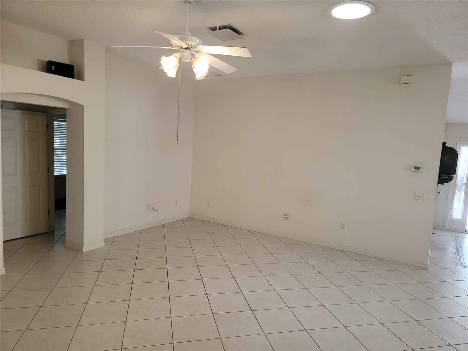 SUMTERT VLGS - Residential