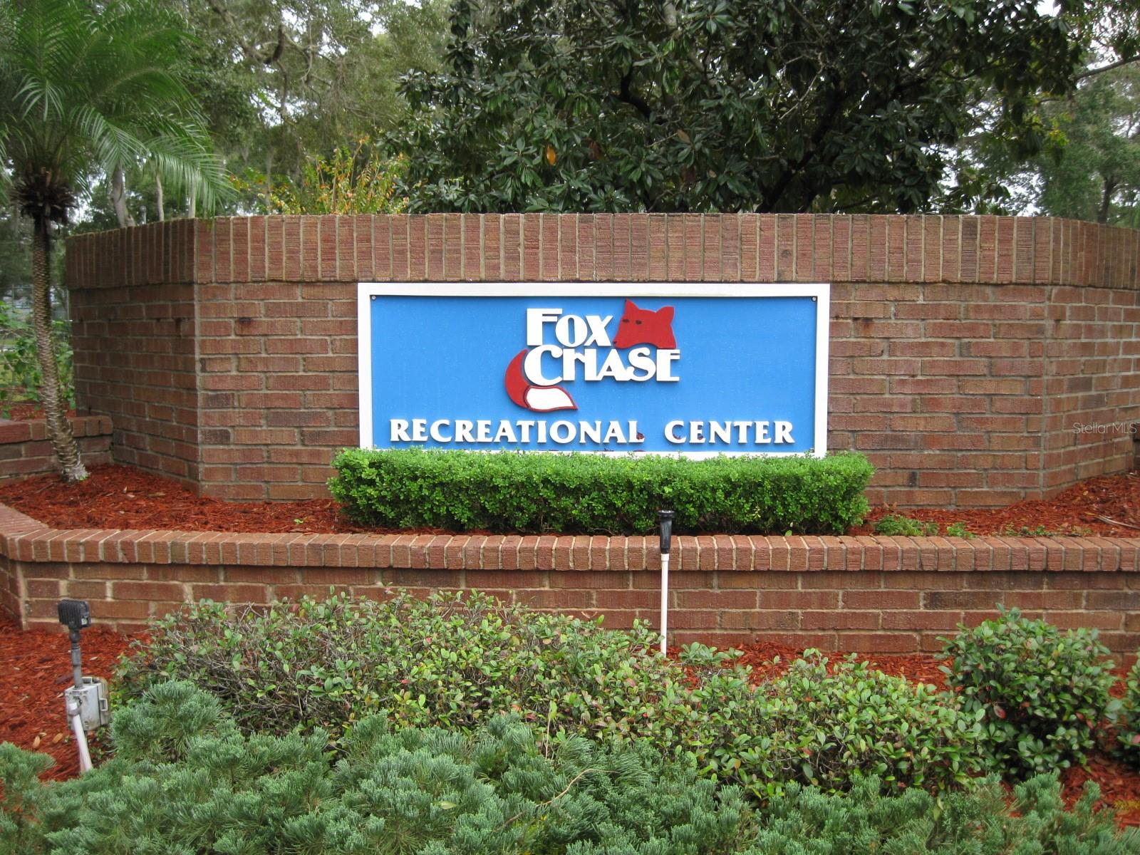 FOX LAKE TWNHMS - Residential Lease