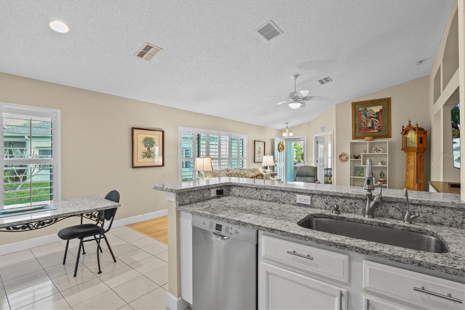 KEY VISTA PH 02 - Residential